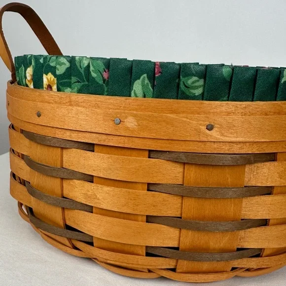 1997 Longaberger Darning Basket #15598, Heritage Collection, w/ Liner/Protector - Picture 2 of 16